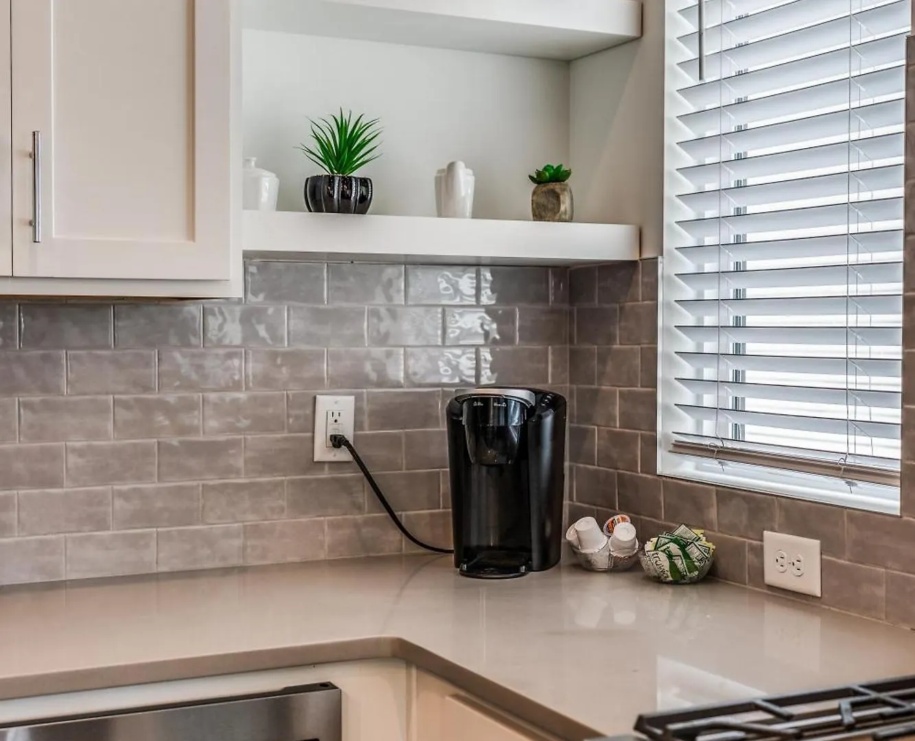Nash House & Bars Of Broadway With Hot Tub, Rooftop Bar And Views! 8Min Downtown! Sleeps 12! Nashville 0*,